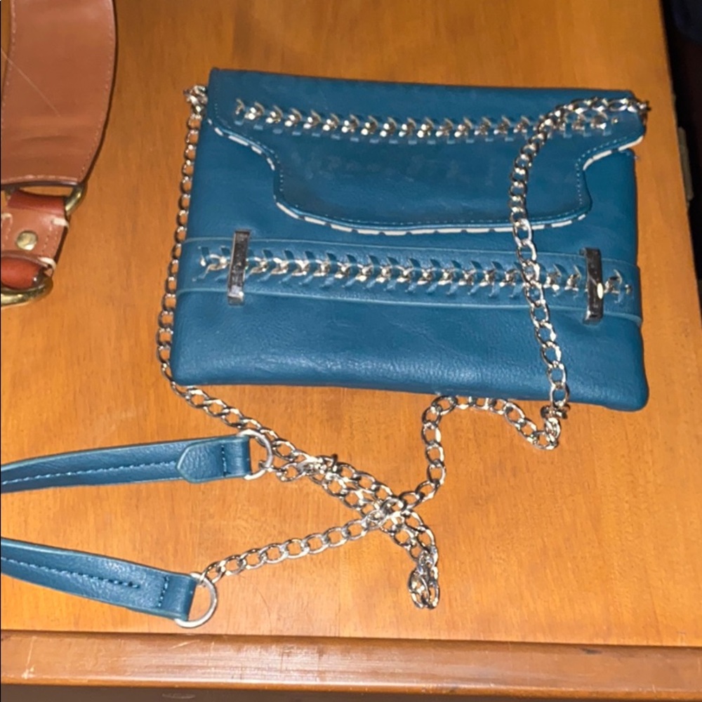 Madden girl crossbody